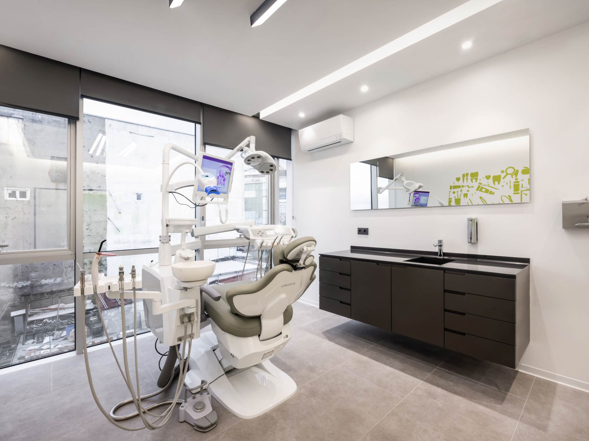 Thiết kế nội thất nha khoa Parlak