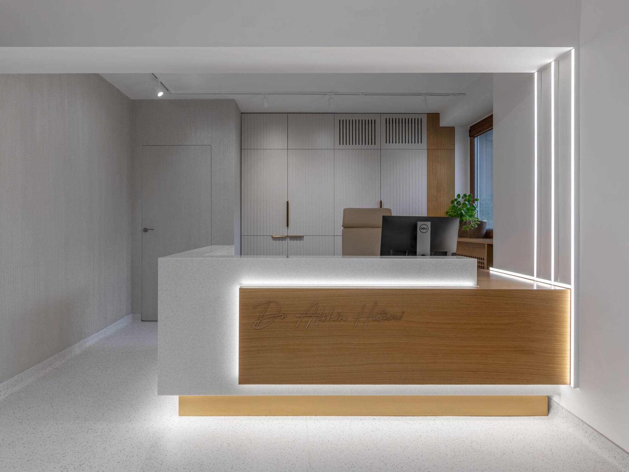 Thiết kế nội thất phòng khám da liễu HA