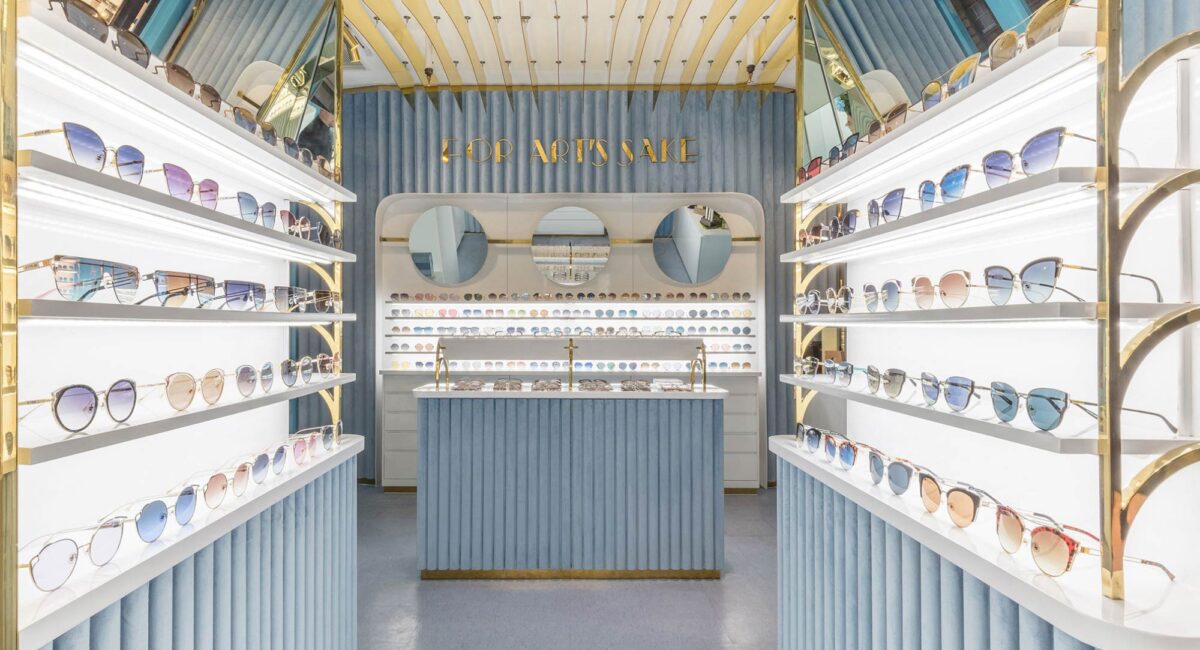 Thiết kế nội thất shop mắt kính Covent Garden