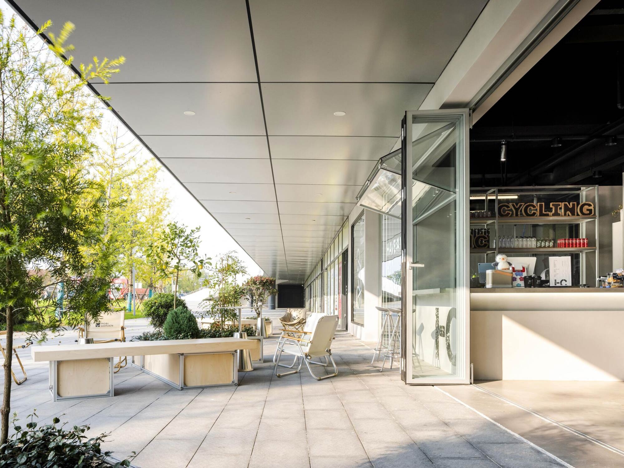 Thiết kế nội thất showroom xe đạp Hors Showroom