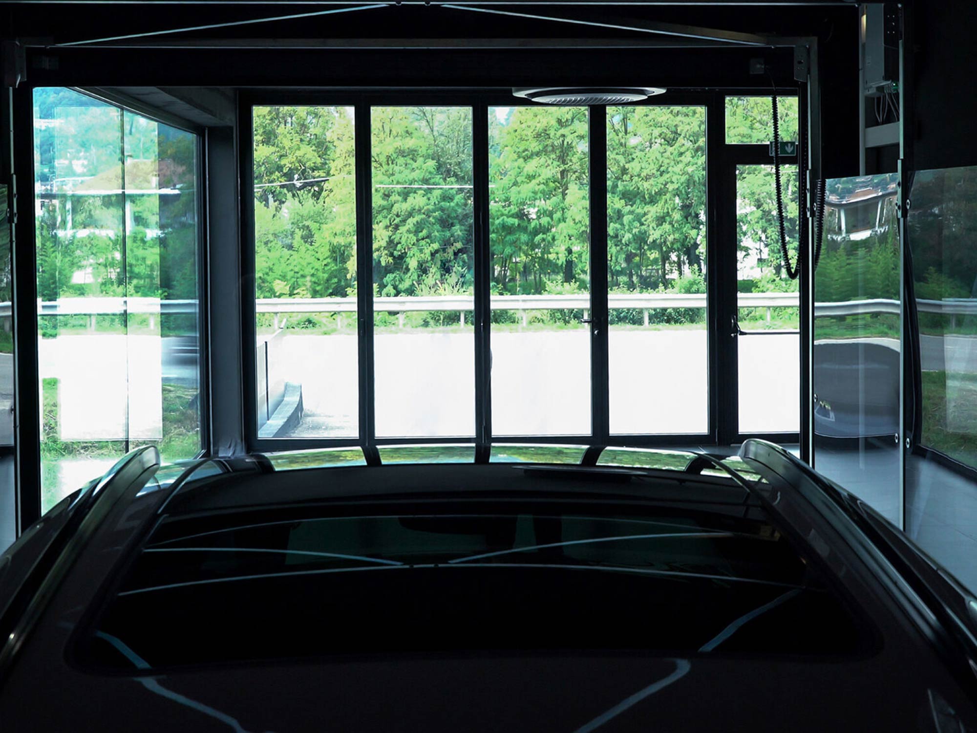 Thiết kế nội thất showroom xe ô tô Car Lift Showroom