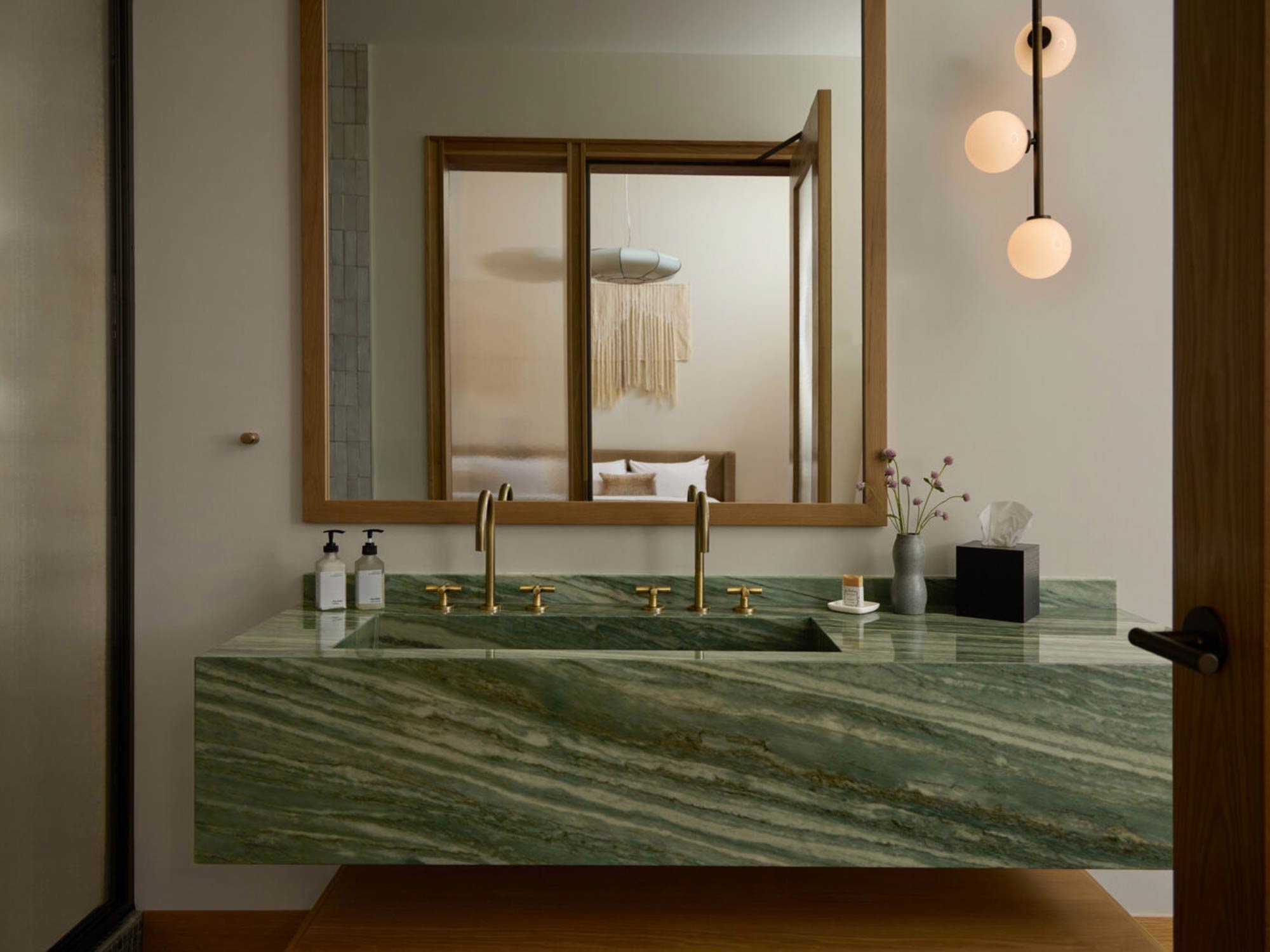 Thiết kế nội thất spa Tributary