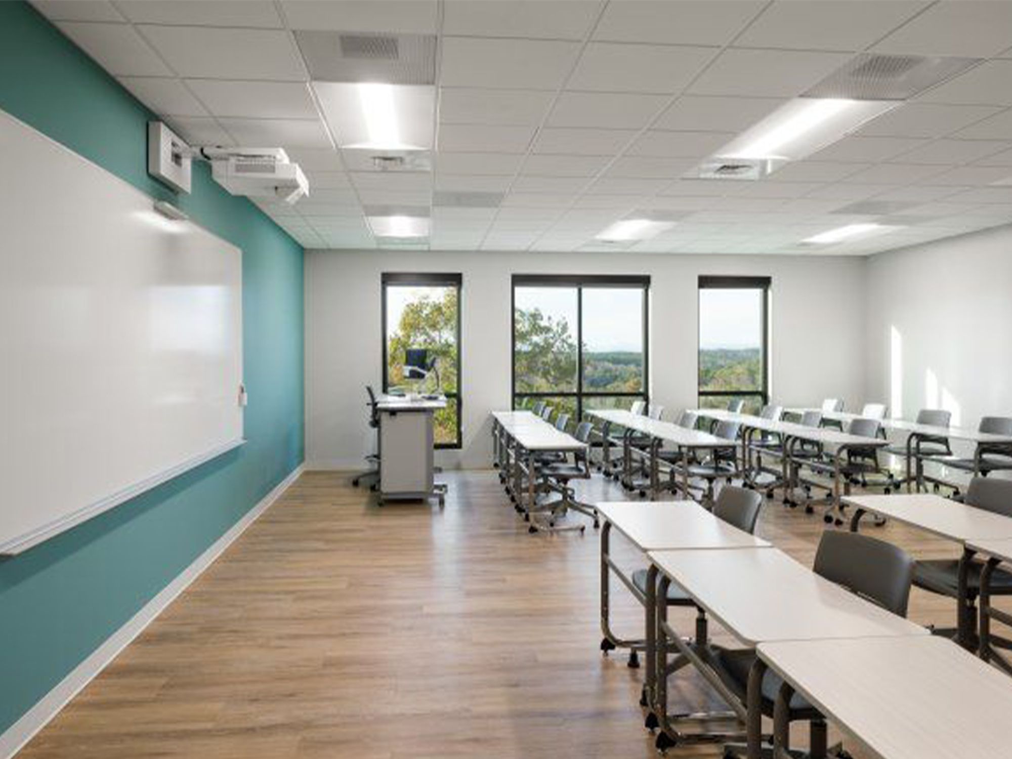 Thiết kế nội thất phòng học trung tâm tiếng anh