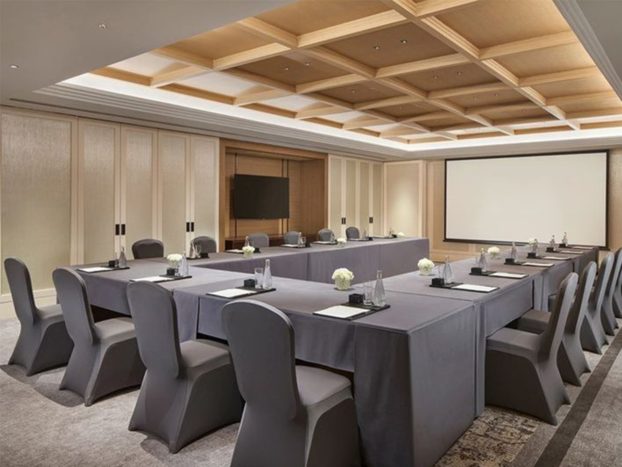 Thiết kế nội thất phòng họp