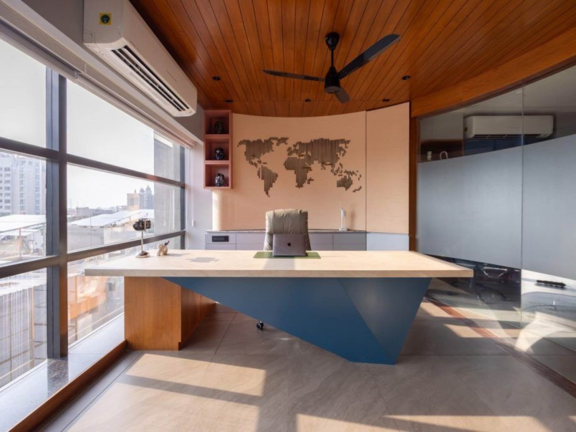 Thiết kế nội thất văn phòng tư vấn du học